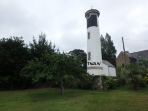 Lighthouse Kerjean hill