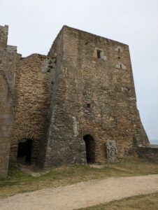 Tour carrée de Saint Mathieu