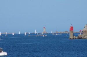 Tourelles Olénoyère, Le Vincre et phare de La Croix