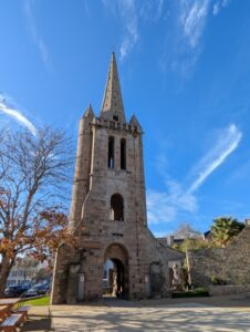Clocher de l'ancienne église (1760-1914) Clocher de l'ancienne église (1760-1914)
