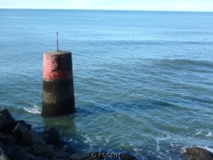 Tourelle des Espets haute mer Tourelle des Espets haute mer