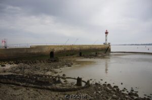 Le Vieux Môle marée descendante Le Vieux Môle marée descendante